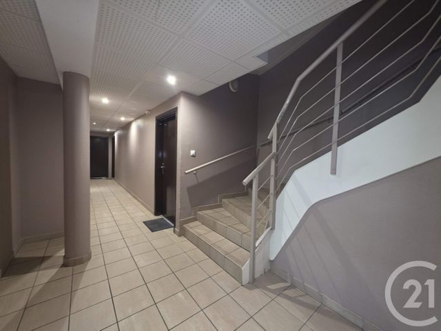 Appartement T2 à louer - 2 pièces - 42.0 m2 - CARBONNE - 31 - MIDI-PYRENEES - Century 21 Hnc.Immo