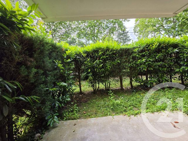 Appartement T2 à louer - 2 pièces - 42.0 m2 - CARBONNE - 31 - MIDI-PYRENEES - Century 21 Hnc.Immo