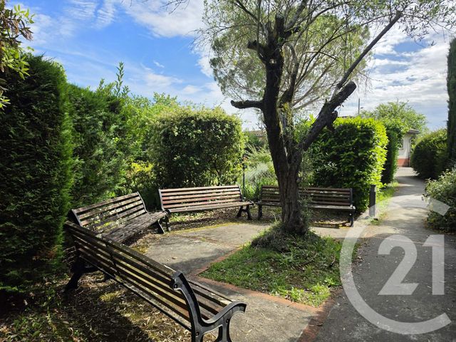 Appartement T2 à louer - 2 pièces - 42.0 m2 - CARBONNE - 31 - MIDI-PYRENEES - Century 21 Hnc.Immo
