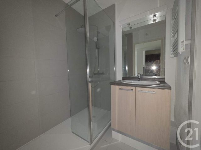 Appartement T2 à louer - 2 pièces - 42.0 m2 - CARBONNE - 31 - MIDI-PYRENEES - Century 21 Hnc.Immo