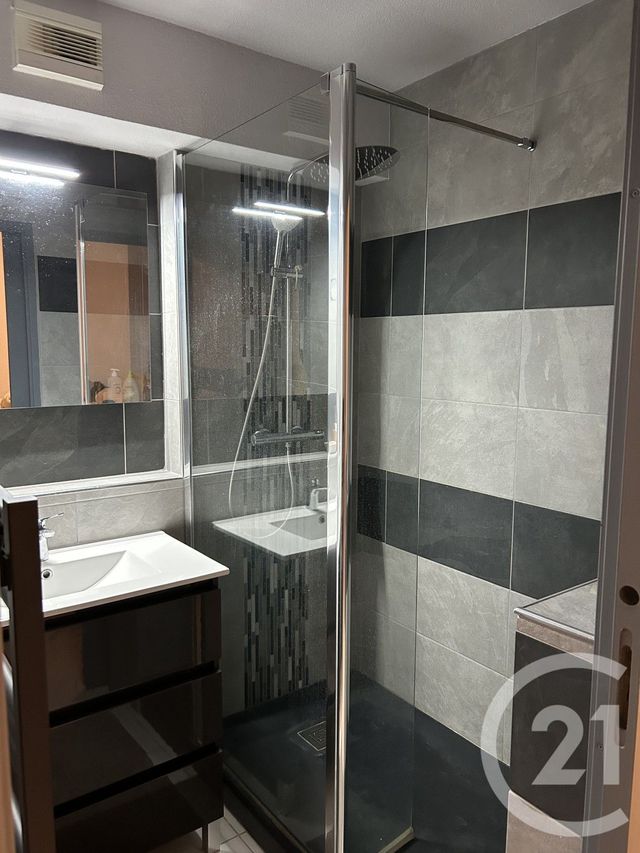 Appartement T2 à vendre - 2 pièces - 41.2 m2 - CARBONNE - 31 - MIDI-PYRENEES - Century 21 Hnc.Immo
