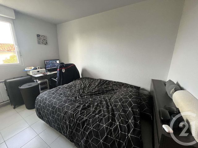 Appartement T2 à vendre - 2 pièces - 41.2 m2 - CARBONNE - 31 - MIDI-PYRENEES - Century 21 Hnc.Immo